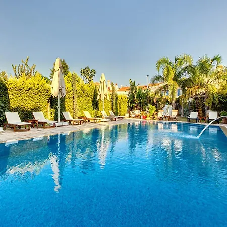 Beyevi Hotell 3*